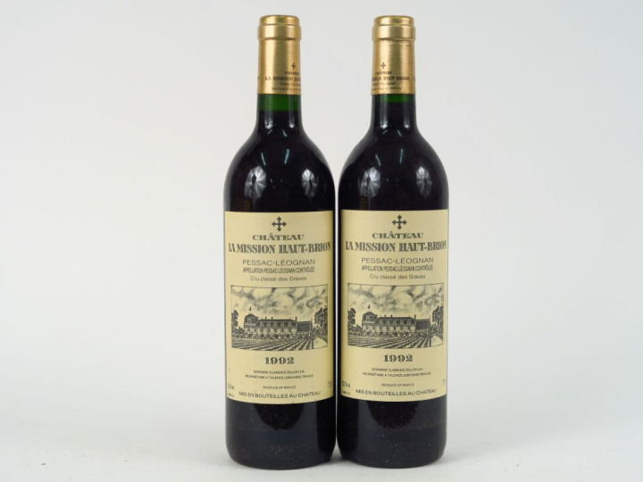 2 BOUTEILLES LA MISSION HAUT BRION CC GRAVES - 1992