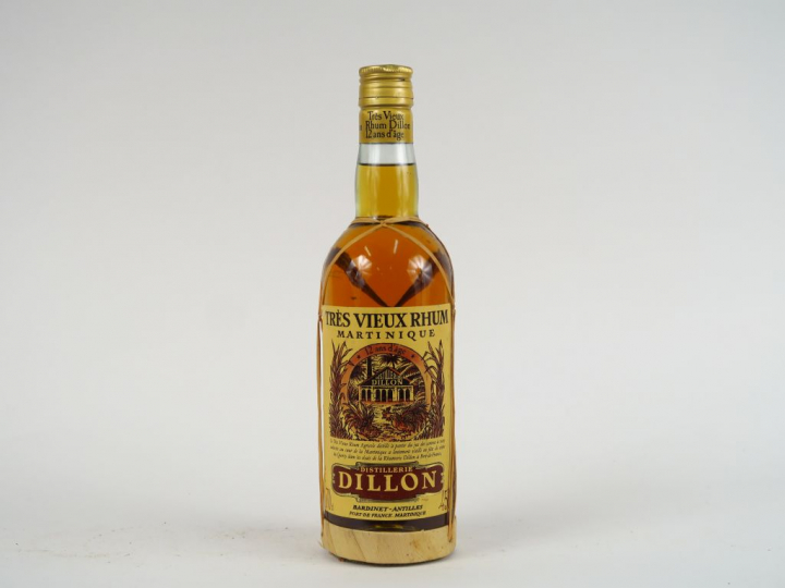 1 BOUTEILLE TRES VIEUX RHUM DILLON '12 ANS' 45°