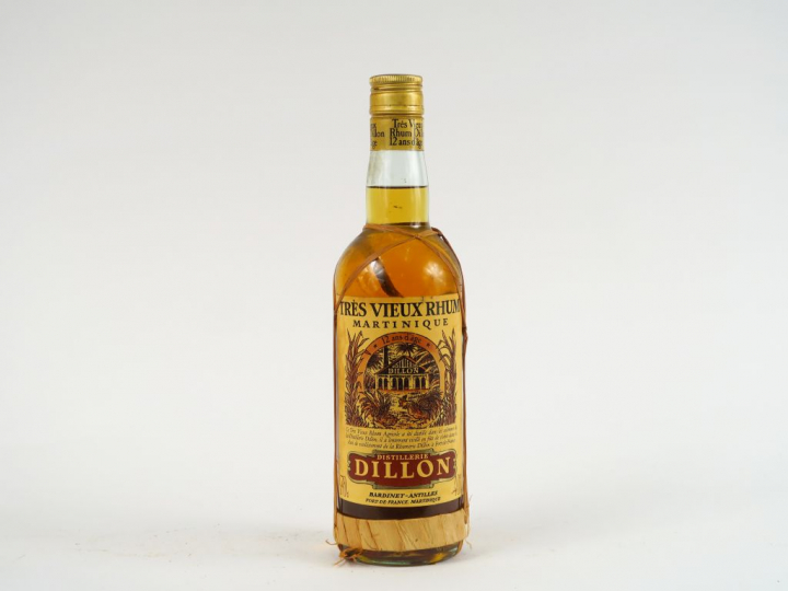 1 BOUTEILLE TRES VIEUX RHUM DILLON '12 ANS'
