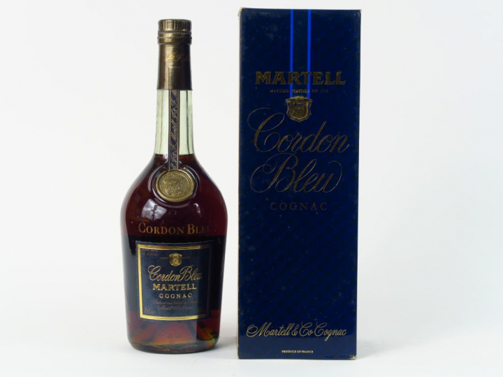 1 BOUTEILLE COGNAC MARTELL CORDON BLEU - COFFRET