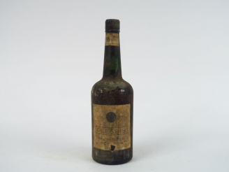 Vente aux enchères 1 TRES VIEILLE BOUTEILLE PLESSIS PINEAU DES CHARENTES - BS