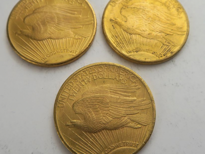 3 pièces de 20 dollars or 1927. Frais acheteur 20 % TTC