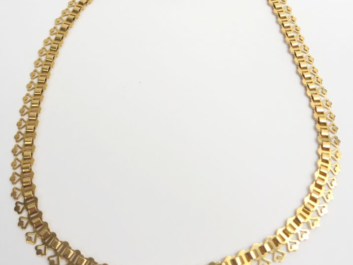 Collier draperie en or. Poids : 22,6 g