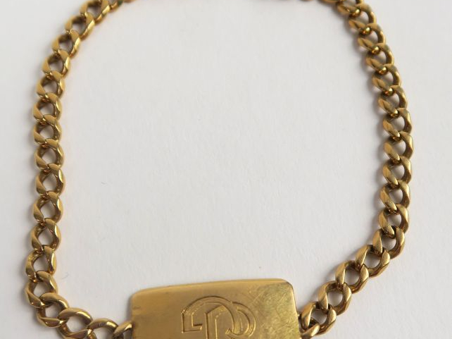 Gourmette en or. Poids : 17,7 g