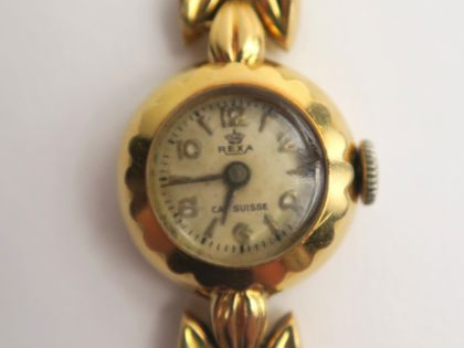 Montre bracelet en or. Poids tel : 25,4 g