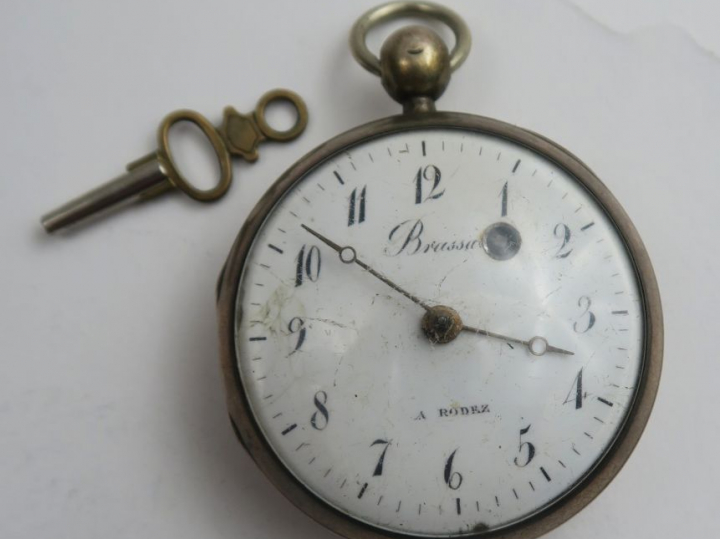 Brassan. Montre de gousset en argent. Poids tel : 94 g