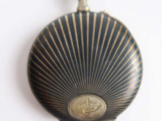 Montre de gousset en argent. Poids tel : 53,6 g