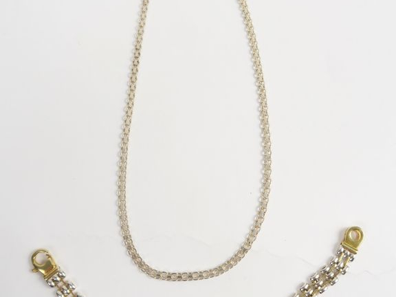 Collier et bracelet en argent, maille  articulée. Poids : 25 g