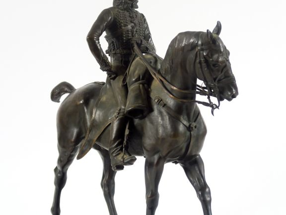 	P. TOURGUENEEF. " Le hussard" Sculpture en bronze à patine brune.  Si