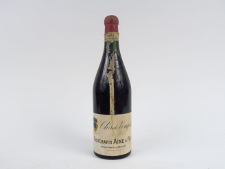 Vente aux enchères 1 BOUTEILLE CLOS VOUGEOT BOUCHARD PÈRE ET FILS - 1955 - 2,5 CM