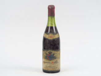 Vente aux enchères 1 BOUTEILLE CHAMBOLLE MUSIGNY B. MUGNERET - 1961 - 4 CM