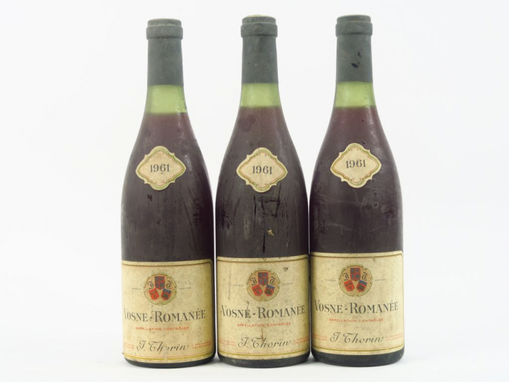 3 BOUTEILLES VOSNE ROMANEE J. THORIN - 1961 - 2 à 2,5 CM/3 CM