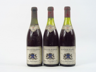 Vente aux enchères 3 BOUTEILLES BONNES MARES GC J. REGNIER - 1972 - 3 CM/4 CM/5 CM/BLS