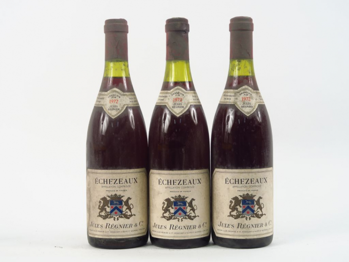 3 BOUTEILLES ECHEZEAUX GC J. REGNIER - 1972 - 1 à 2 CM/2 à 2,5 CM