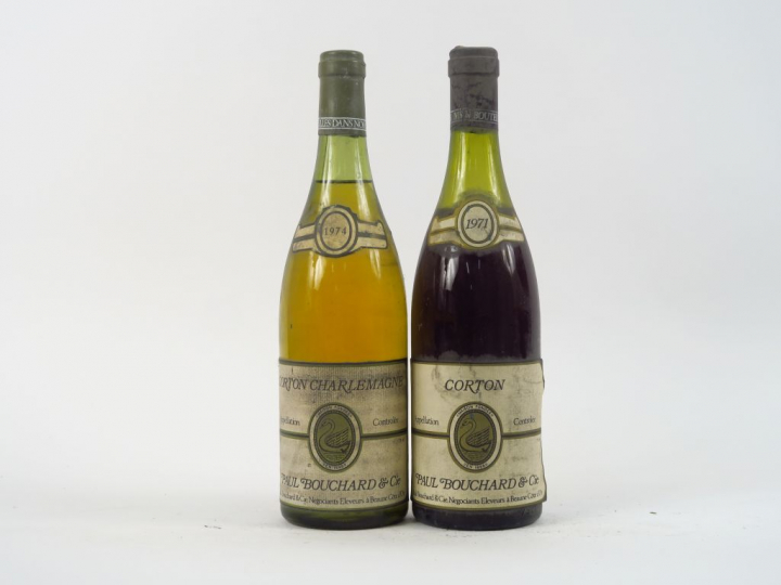 2 BOUTEILLES P. BOUCHARD : 1 CORTON GC 1971 4,5 CM - 1 CORTON CHARLEMA