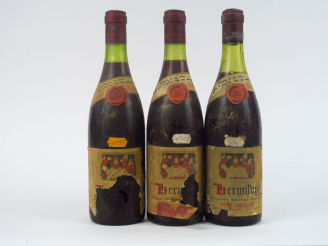 Vente aux enchères 3 VIEILLES BOUTEILLES HERMITAGE PÈRE ANSELME - 2 CM/2,5 CM/3,5 CM/EA