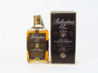Vente aux enchères 1 BOUTEILLE Blend 		Ballantine's	 (75cl) - 	43° - 			12 ans - 		Mise 6