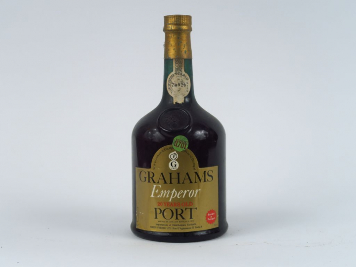 1 BOUTEILLE PORTO GRAHAMS EMPEROR 20 ANS MISE : 1973