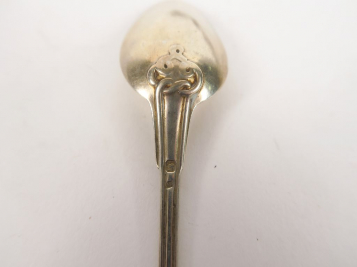 Six couverts Napoléon III en argent, poinçon Minerve.  Poids. 1000 gr 