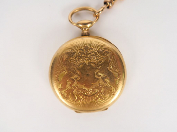 Montre de gousset en or. Poids tel. 40 gr (manque le verre)  On y join