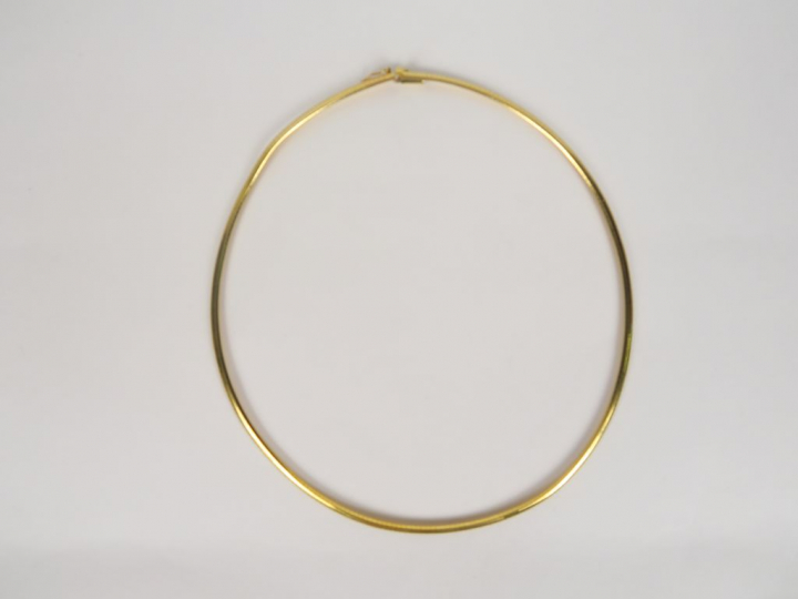 Collier en or.  Poids. 20 gr