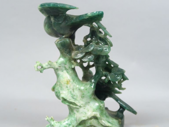 Groupe en serpentine (jade du Henan), représentant deux oiseaux sur un