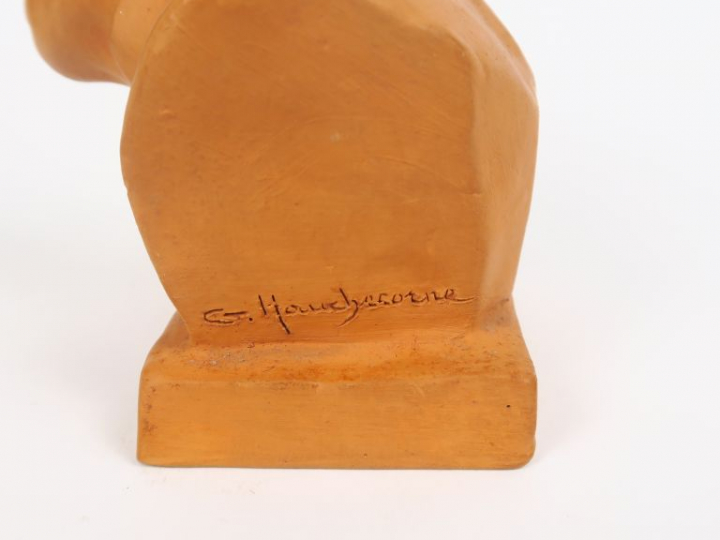 	G. HAUCHECORNE. "Portrait de chinois". Statuette en terre cuite. Sign