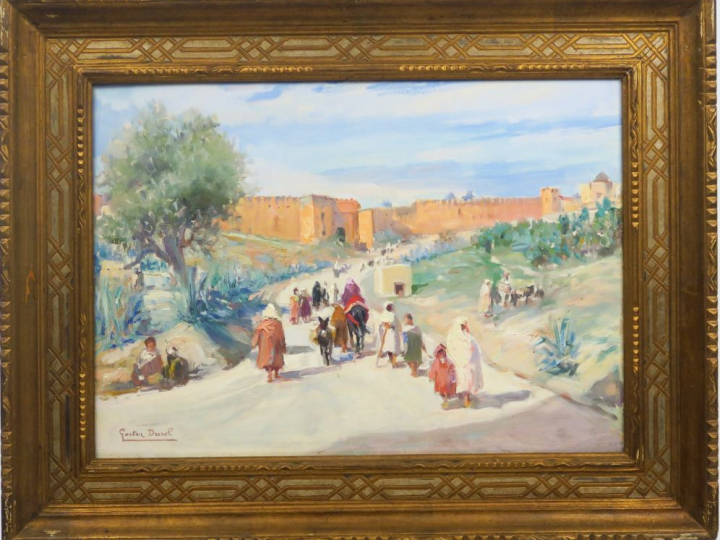 G. DUREL. "Scène animée devant la Médina". Huile sur panneau, signée e