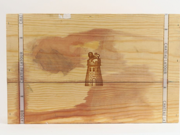 6 BOUTEILLES CHÂTEAU LATOUR 1er GCC PAUILLAC - 2004 - CBO