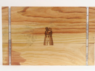 Vente aux enchères 6 BOUTEILLES CHÂTEAU LATOUR 1er GCC PAUILLAC - 2004 - CBO