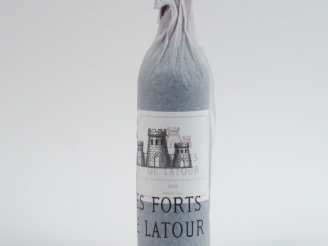 Vente aux enchères 1 BOUTEILLE LES FORTS DE LATOUR PAUILLAC - 2005