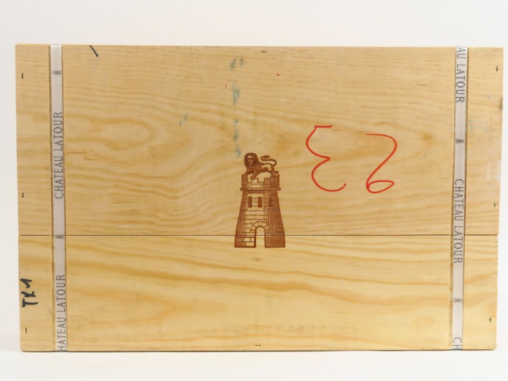 6 BOUTEILLES CHÂTEAU LATOUR 1er GCC PAUILLAC - 2005 - CBO