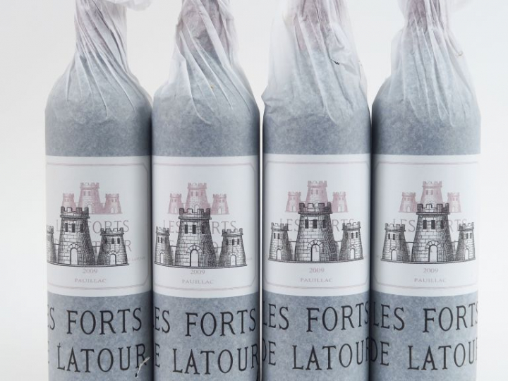 4 BOUTEILLES LES FORTS DE LATOUR PAUILLAC - 2009 - CBO