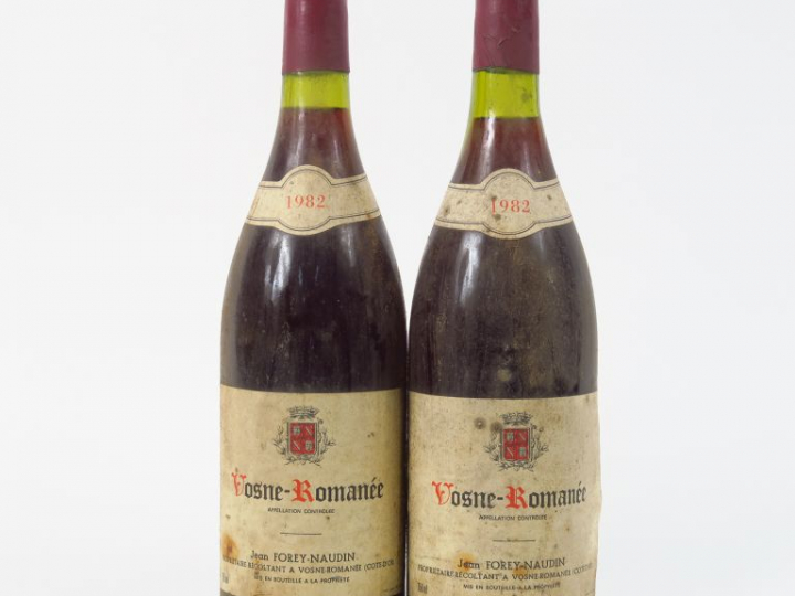 2 BOUTEILLES VOSNE ROMANEE J. FOREY NAUDIN - 1982 - 2 CM