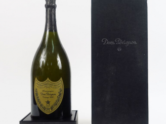 Vente aux enchères 1 MAGNUM CHAMPAGNE DOM PERIGNON - 2002 - COFFRET