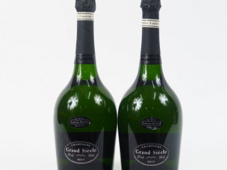 Vente aux enchères 2 BOUTEILLES CHAMPAGNE LAURENT PERRIER 'GRAND SIECLE'