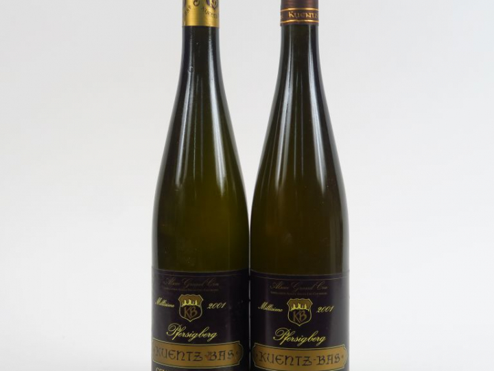 2 BOUTEILLES GEWURZTRAMINER 'PFERSIGBERG' KUENTZ BAS - 2001