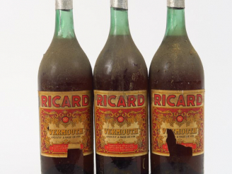 Vente aux enchères 3 BOUTEILLES VERMOUTH RICARD