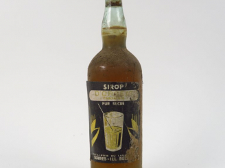 Vente aux enchères 1 VIEILLE BOUTEILLE SIROP D'ORGEAT PUR SUCRE SERRES
