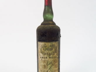 Vente aux enchères 1 VIEILLE BOUTEILLE PICON 'AMER PICON' - BS/EA