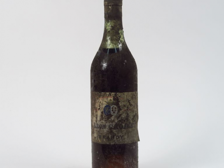 1 TRES VIEILLE BOUTEILLE BRANDY L. CROIZET - BS