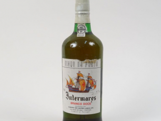 Vente aux enchères 1 BOUTEILLE PORTO INTERMARES BRANCO DOCE 