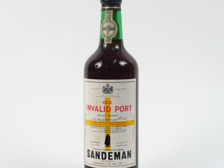 1 BOUTEILLE PORTO 'OLD INVALID PORT' SANDEMAN 