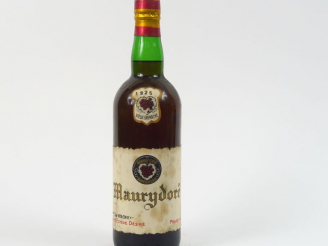 Vente aux enchères 1 BOUTEILLE MAURY DORE CAVES ESTEVE DESIRE - 1925