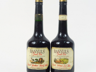 Vente aux enchères 2 BOUTEILLES BANYUYLS GC - 1 CUVEE HENRY VIDAL/1 CUVEE VIVIANE LE ROY 