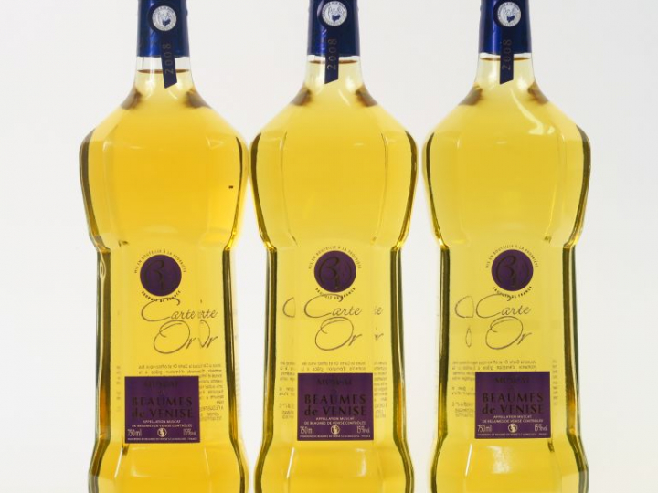 3 BOUTEILLES MUSCAT DE BEAUMES DE VENISE - 2008