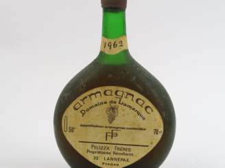 Vente aux enchères 1 BOUTEILLE ARMAGNAC DOMAINE DE LAMARQUE 50 ° - 1962