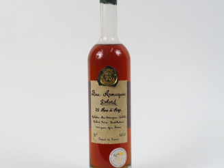 Vente aux enchères 1 BOUTEILLE (50 cl) BAS ARMAGNAC 25 ANS D'AGE DELORD - COFFRET