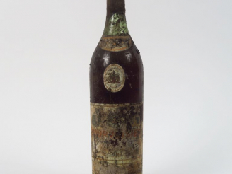 Vente aux enchères 1 VIEILLE BOUTEILLE COGNAC COURVOISIER - BS