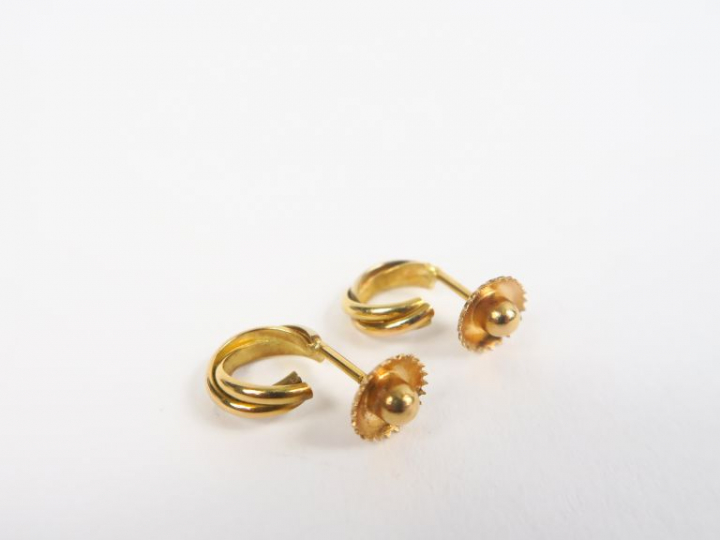 Paire de petites créoles en or. Poids. 2,81 g